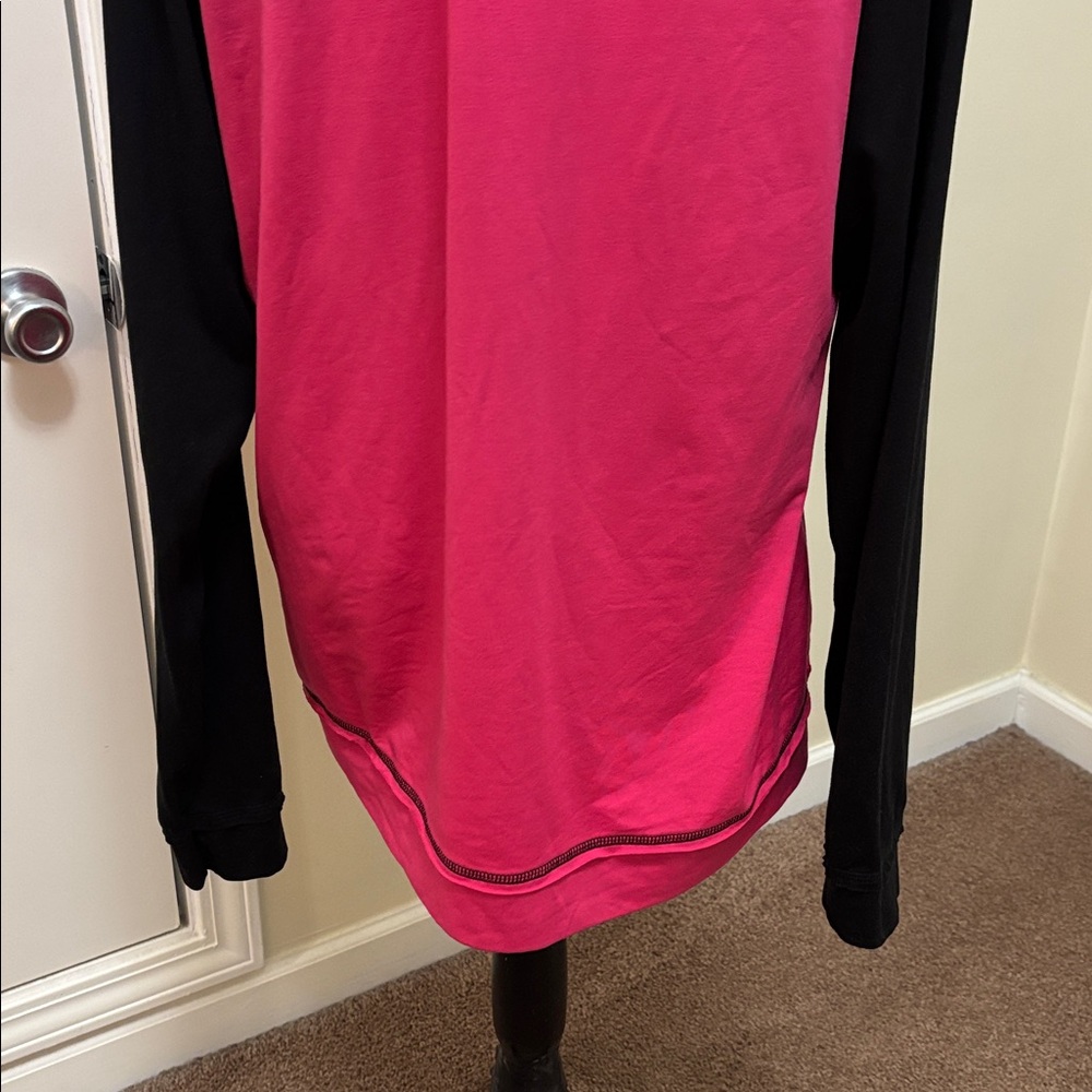 Cowgirl Tuff Fuchsia and Black Top size X-Large - Picture 6 of 8